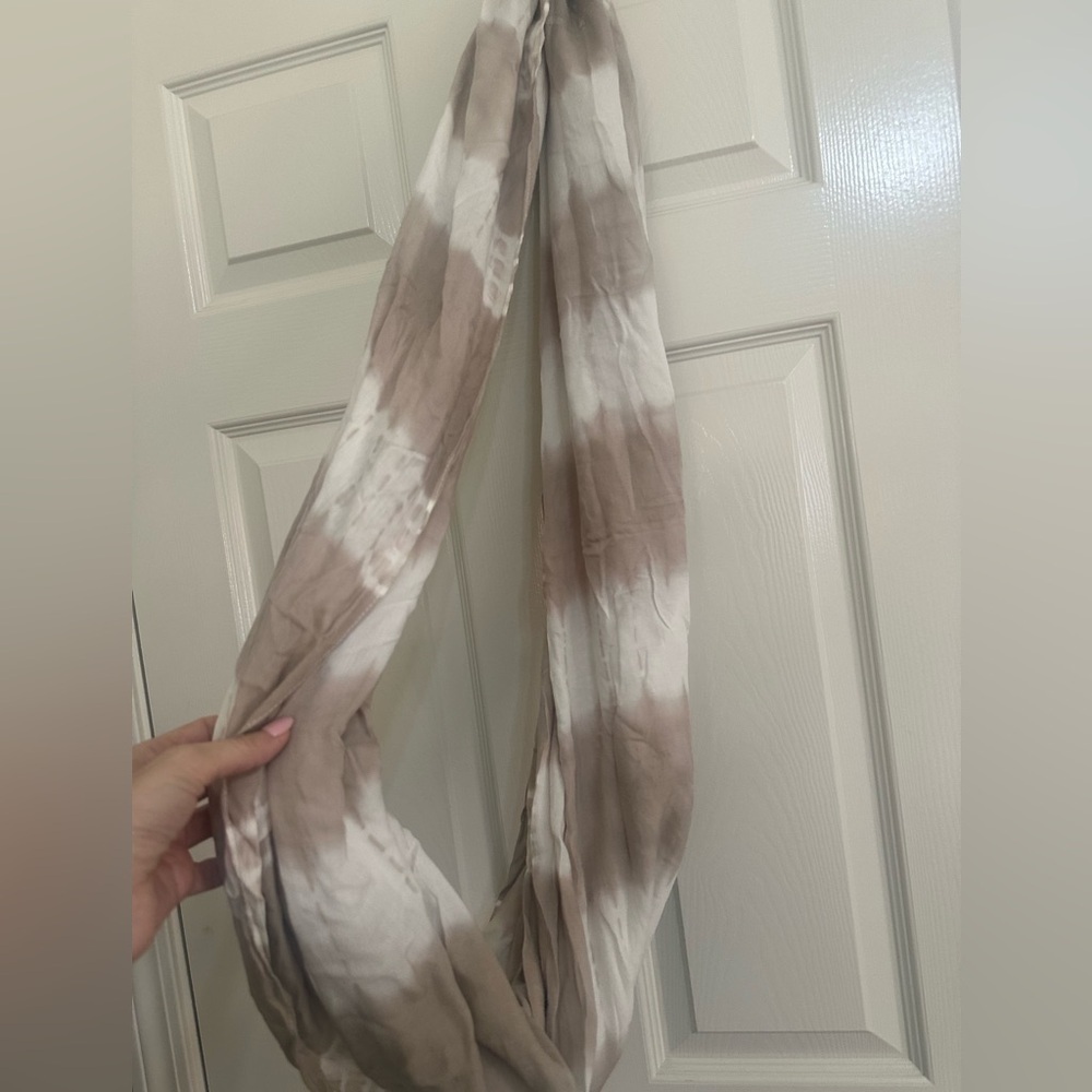 Circular Scarf​